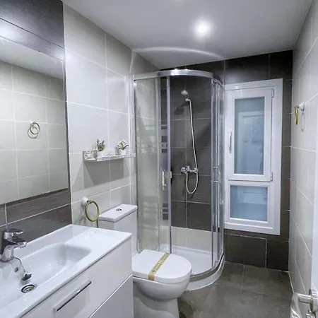 Vt Flat Reformado Con Escritorio De Trabajo Y Wifi Apartment Bilbao